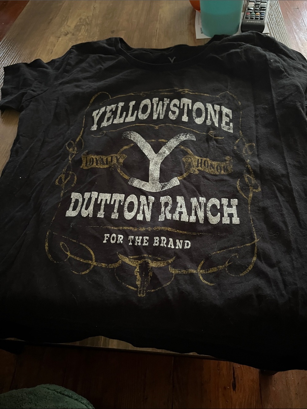Yellowstone Dutton Ranch Graphic Tee - Black
